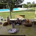 Nocleg ze śniadaniem La Bergerie De Valerie 3*