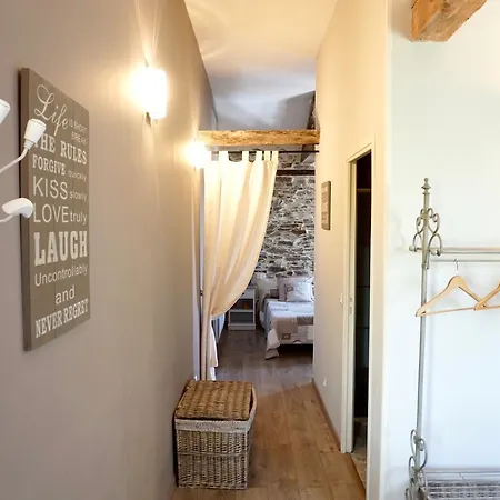 La Bergerie De Valerie Bed and breakfast