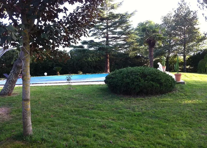 Bed & Breakfast La Bergerie De Valerie 3*