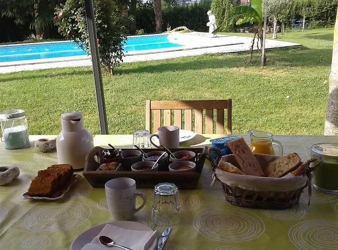 Bed & Breakfast La Bergerie De Valerie 3*